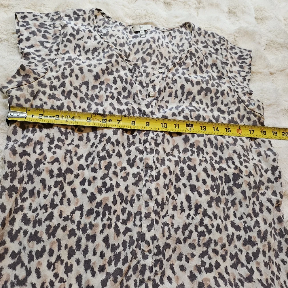Joie Sheer Leopard Print Blouse Sz M - Picture 4 of 5